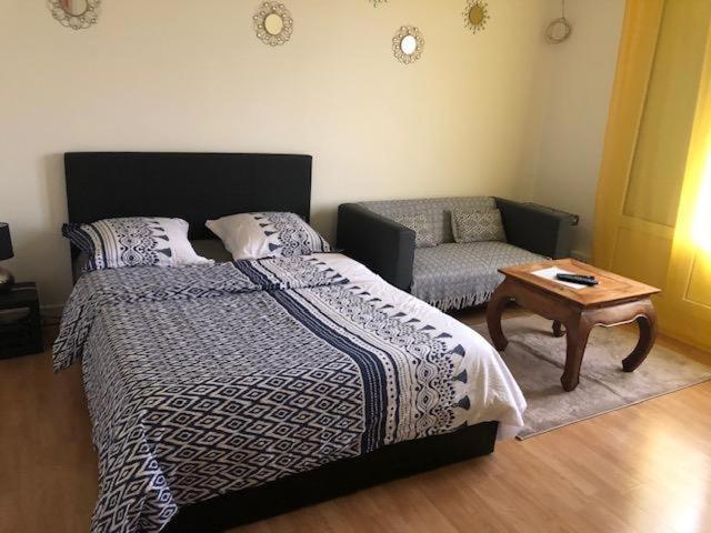 Appartement Entier 2 Chambres Beauvais Bagian luar foto