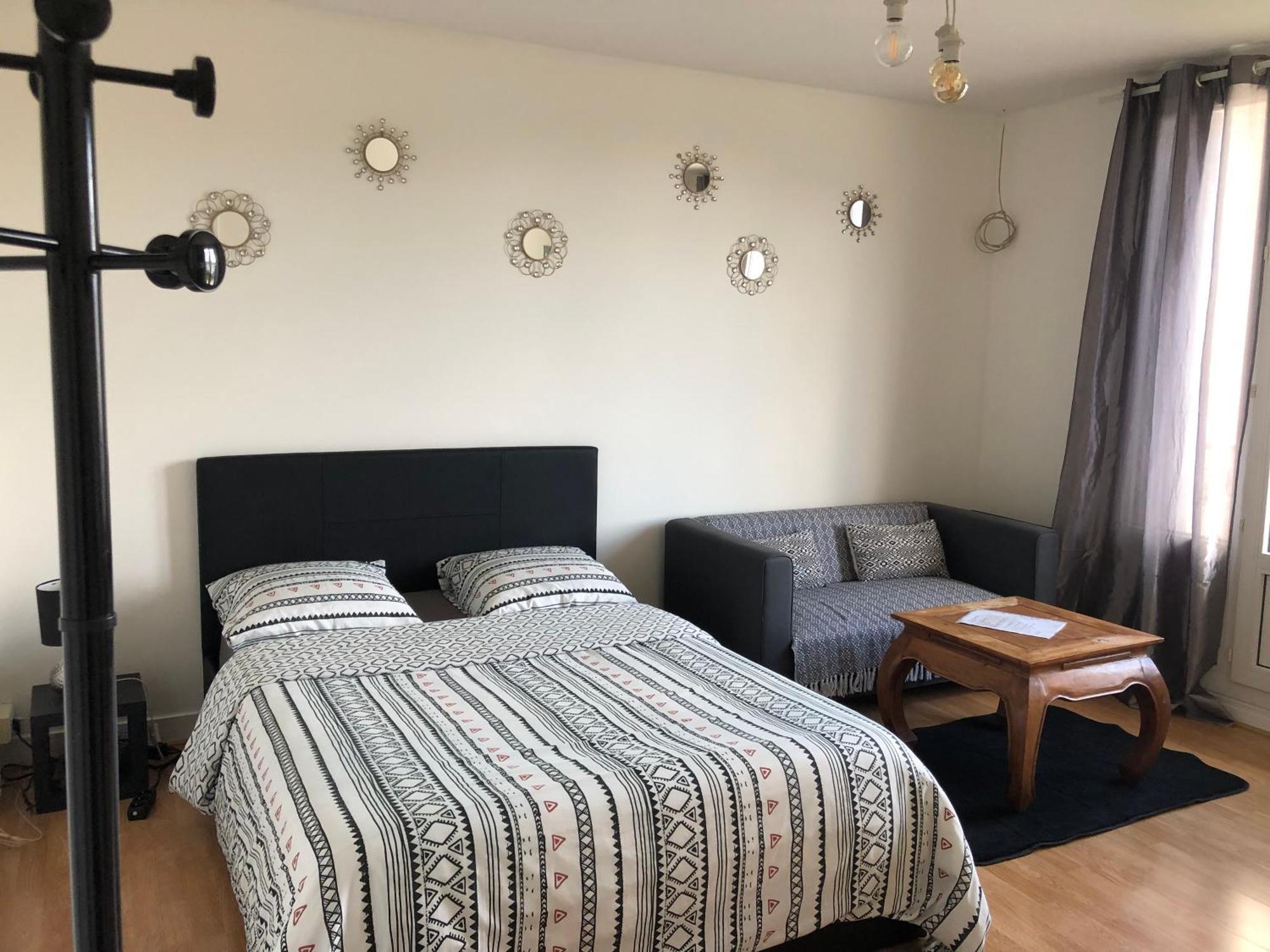 Appartement Entier 2 Chambres Beauvais Bagian luar foto